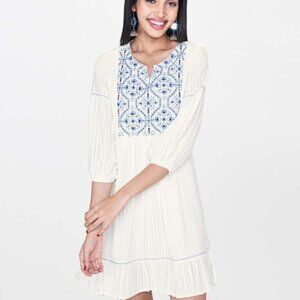 globaldesi Size Small White V-Neck Dress with Blue Embroidery
